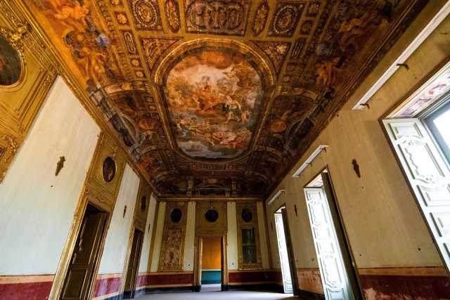 Mola, le "cento stanze" di Palazzo Roberti: la reggia che attende di essere svelata  
